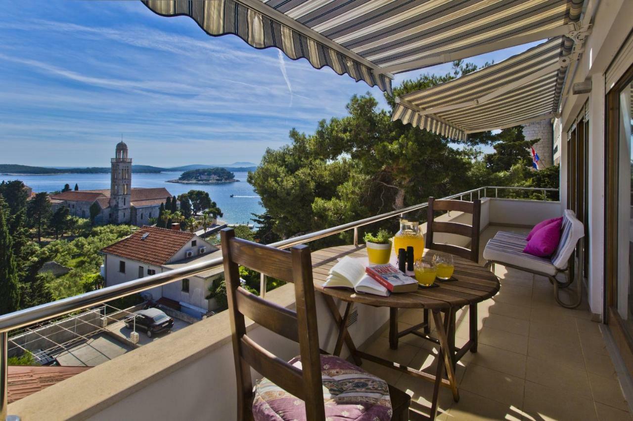 Appartement Castle Stambuk à Hvar Town Extérieur photo