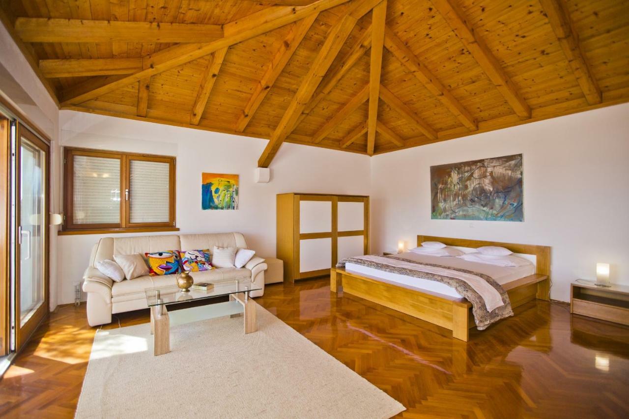 Appartement Castle Stambuk à Hvar Town Extérieur photo